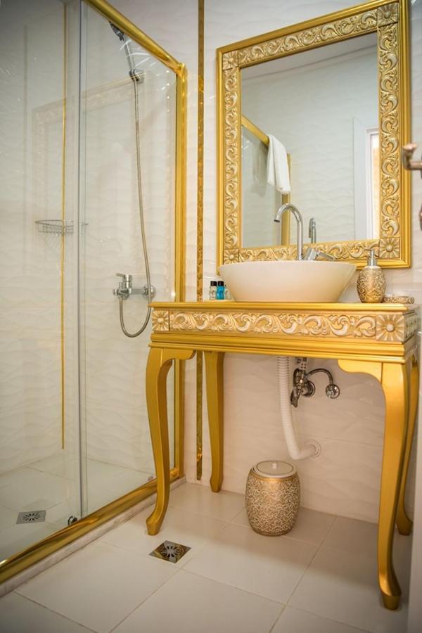 Otantik Shumen Hotel ภายนอก รูปภาพ