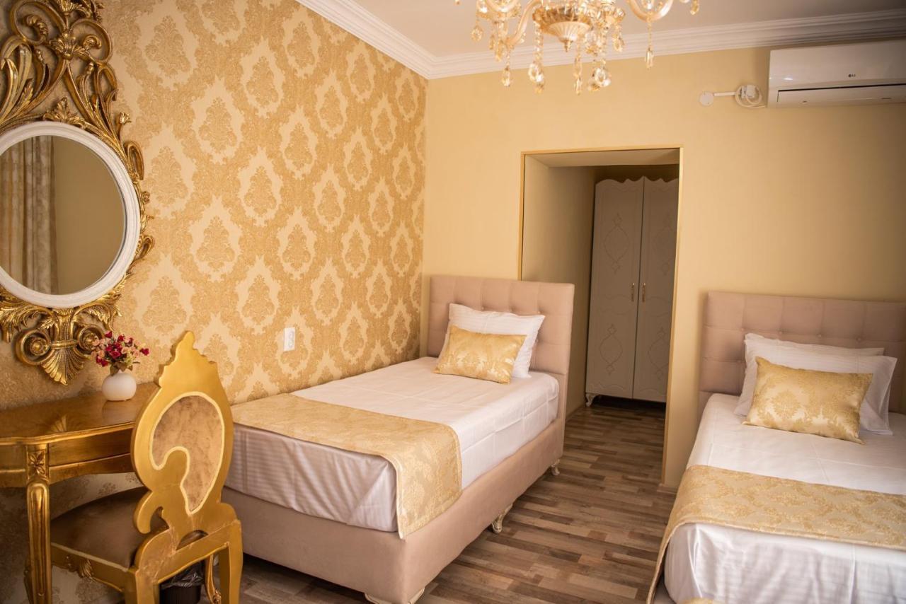 Otantik Shumen Hotel ภายนอก รูปภาพ