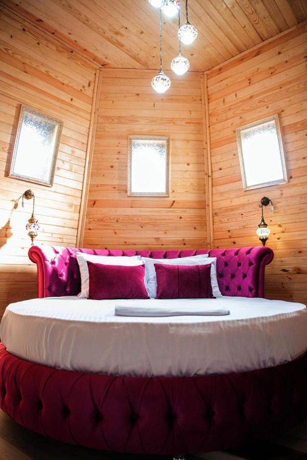 Otantik Shumen Hotel ภายนอก รูปภาพ