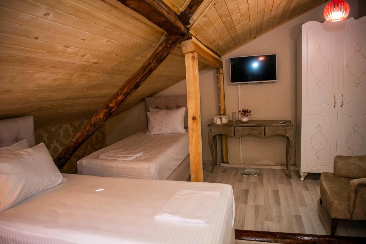 Otantik Shumen Hotel ภายนอก รูปภาพ